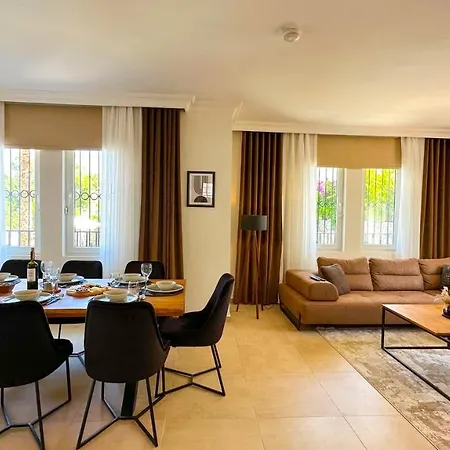 Aivin Villa